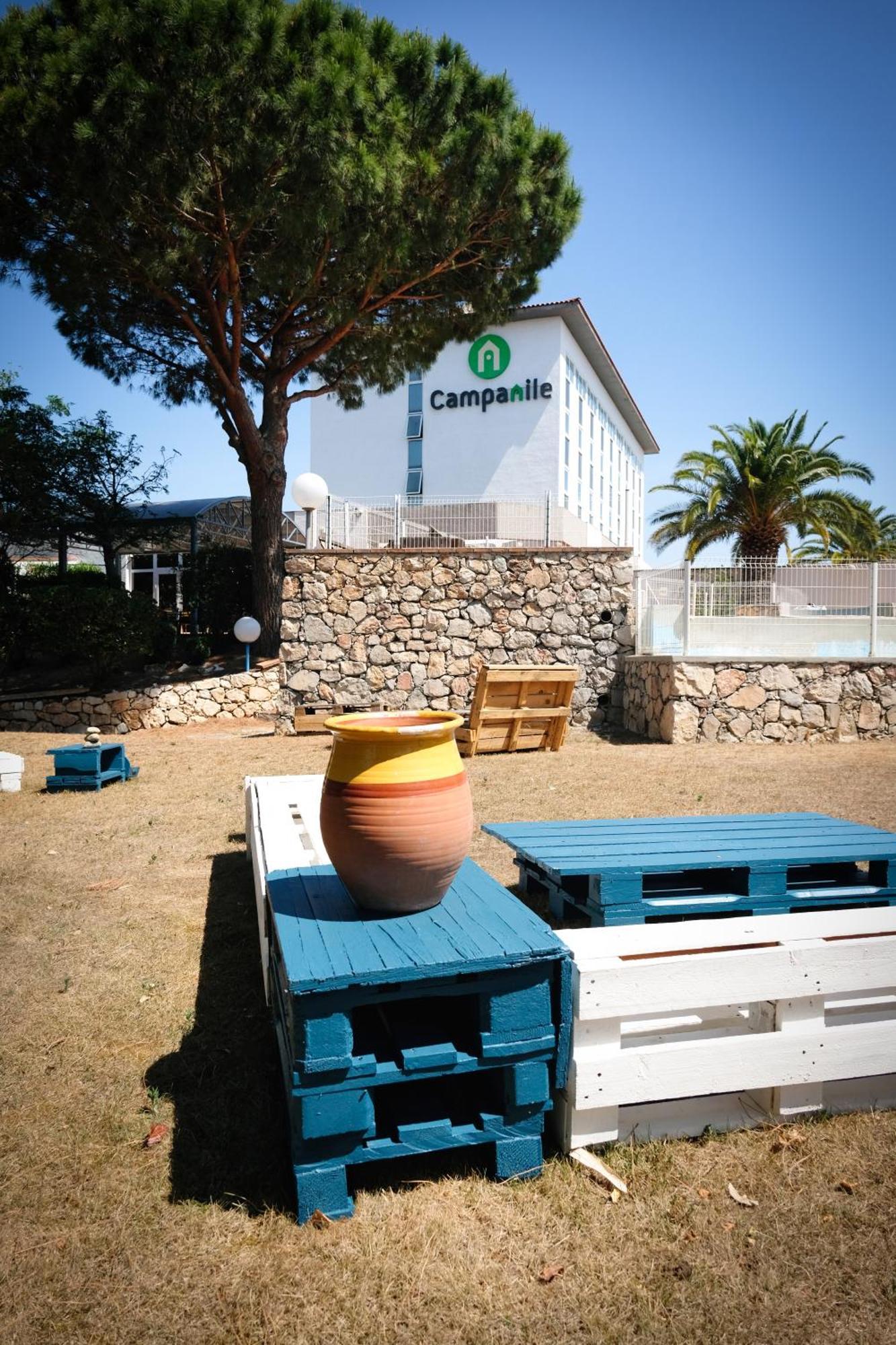 Campanile Perpignan Nord - Aeroport Hotel Rivesaltes Exterior foto